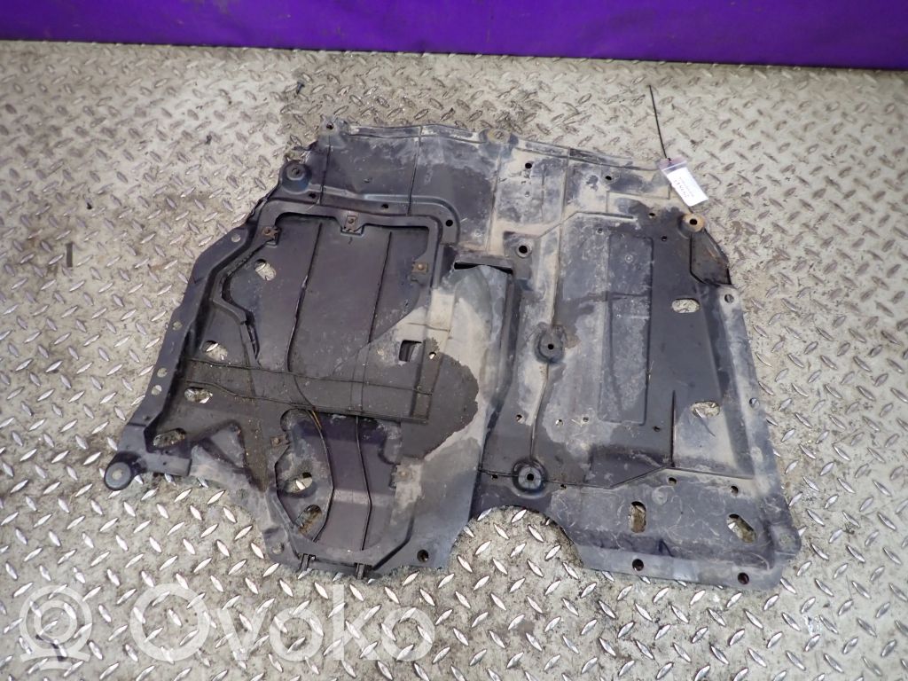 Mitsubishi Lancer VIII Osłona dolna silnika 