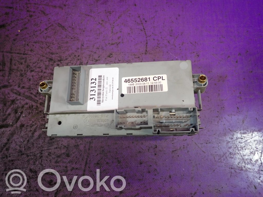 Fiat Punto (188) Skrzynka bezpieczników / Komplet 