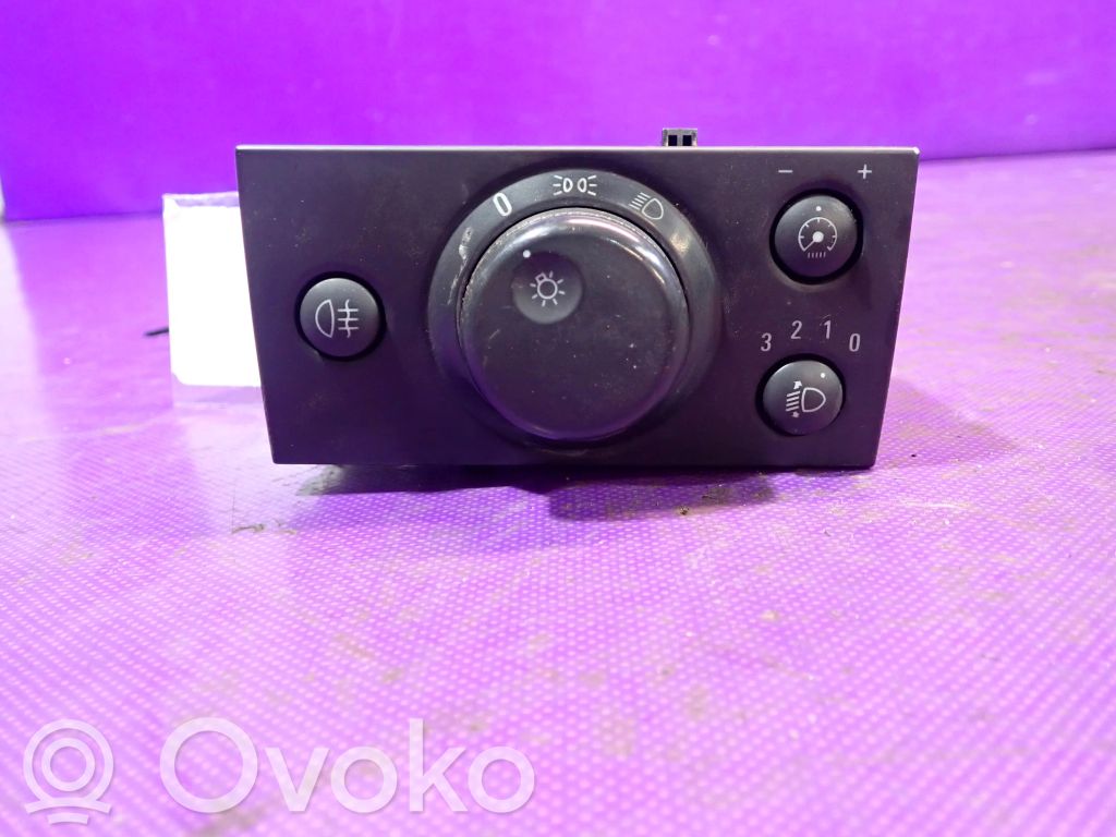 Opel Vectra C Light switch 
