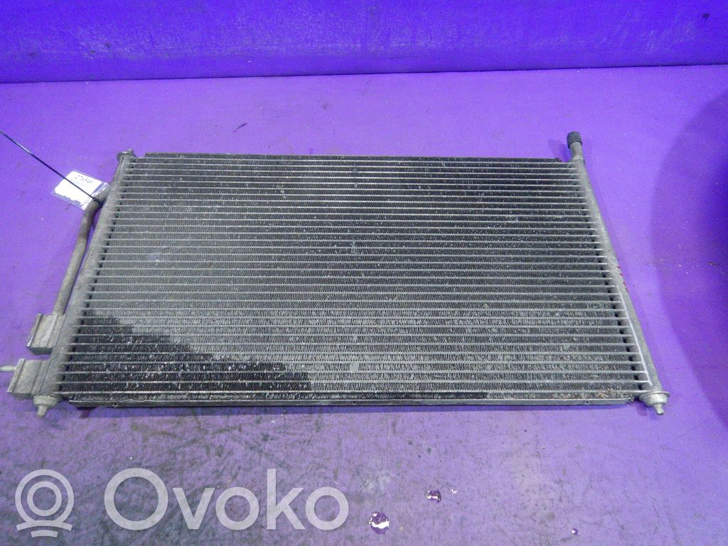 Ford Fiesta Radiateur condenseur de climatisation