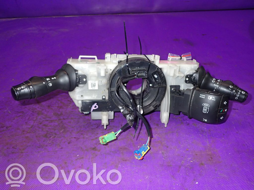 Renault Scenic III -  Grand scenic III Interruptor/palanca de limpiador de luz de giro 