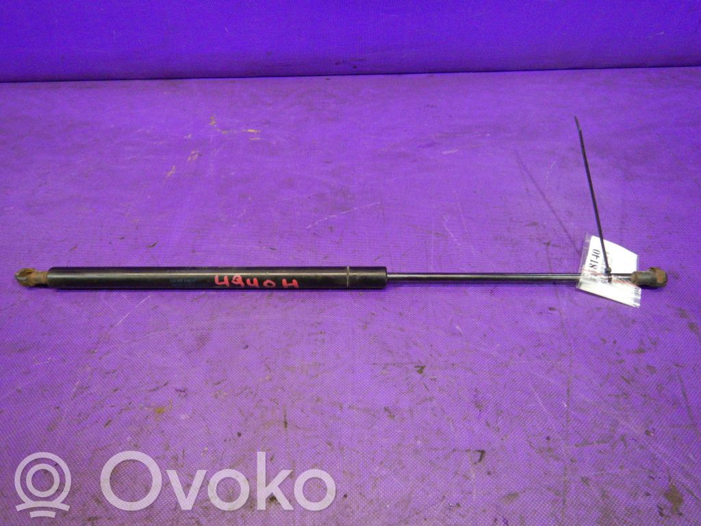 Tailgate strut   8232873,8232873