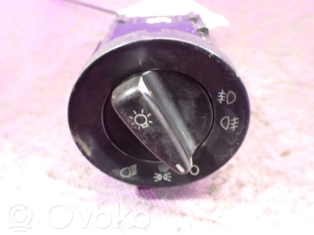 Lichtschalter   3B0941531C,3B0941531C