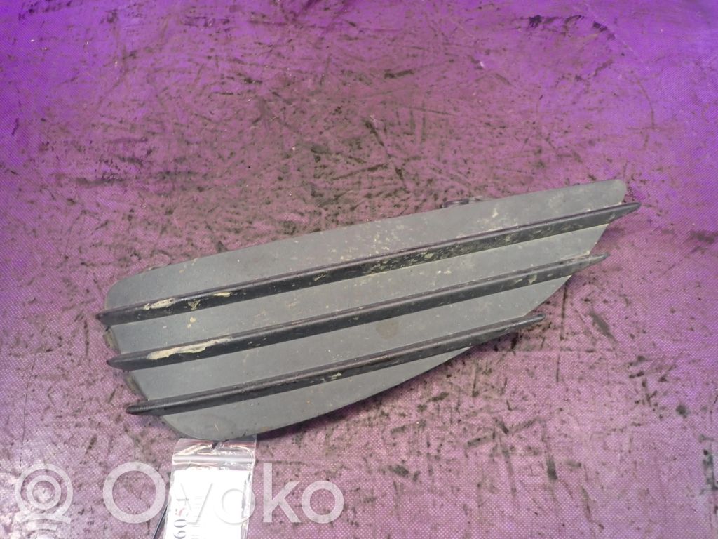 Opel Astra H Grilă inferioară bară față 