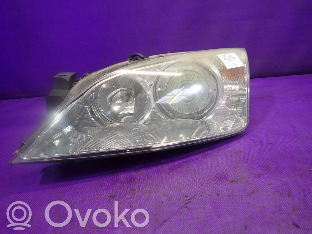 Ford Mondeo Mk III Phare frontale 