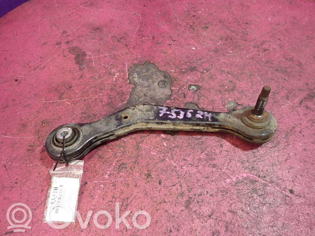 Brazo de suspensión trasero