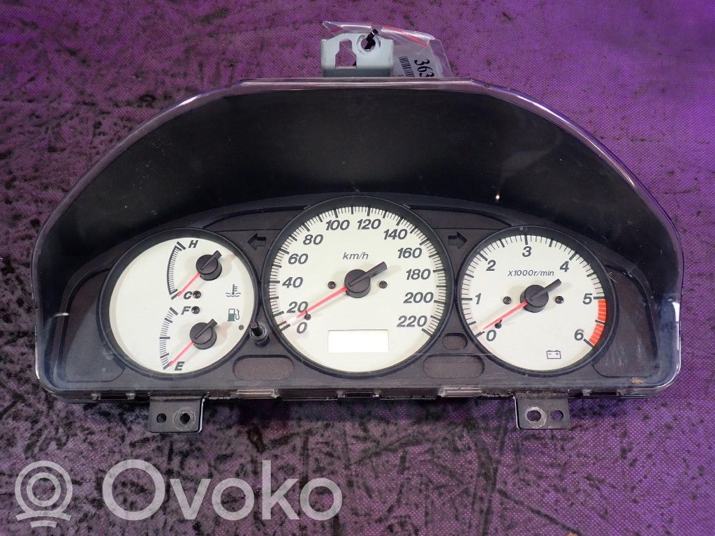 Mazda Premacy Speedometer (instrument cluster) 