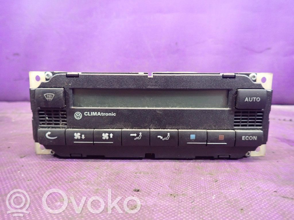 Volkswagen PASSAT B5 Unitate control climatizare 