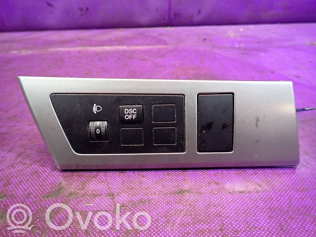 Light switch   BBM466170B,BBM466170B