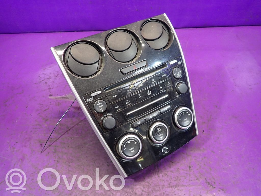 Radio / CD-Player / DVD-Player / Navigation