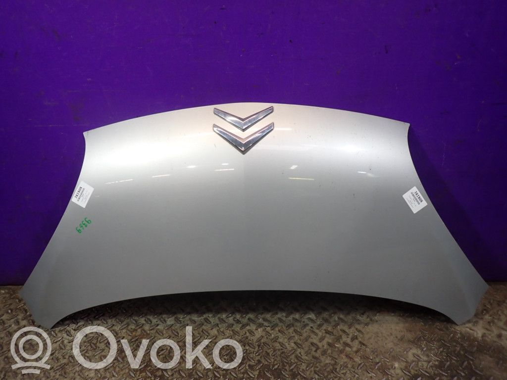 Capó/tapa del motor