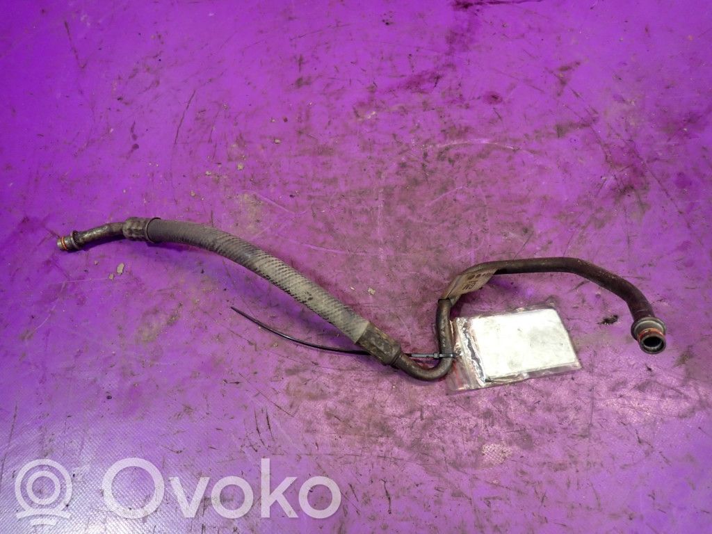 Ohjaustehostimen letkusto   13122703,13122703