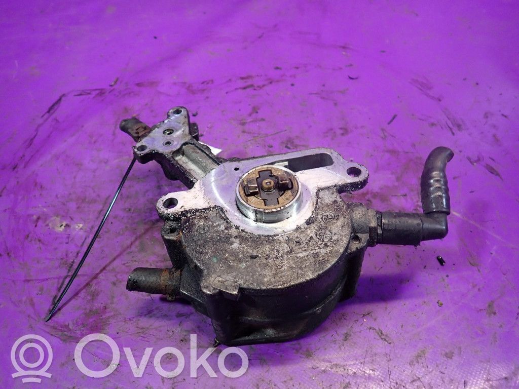 Volkswagen Caddy Pompă vacuum
