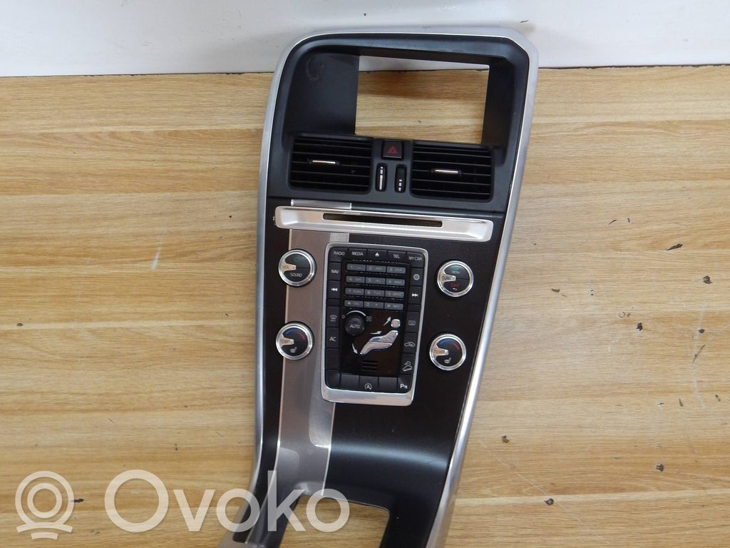 Panel trim   31389132