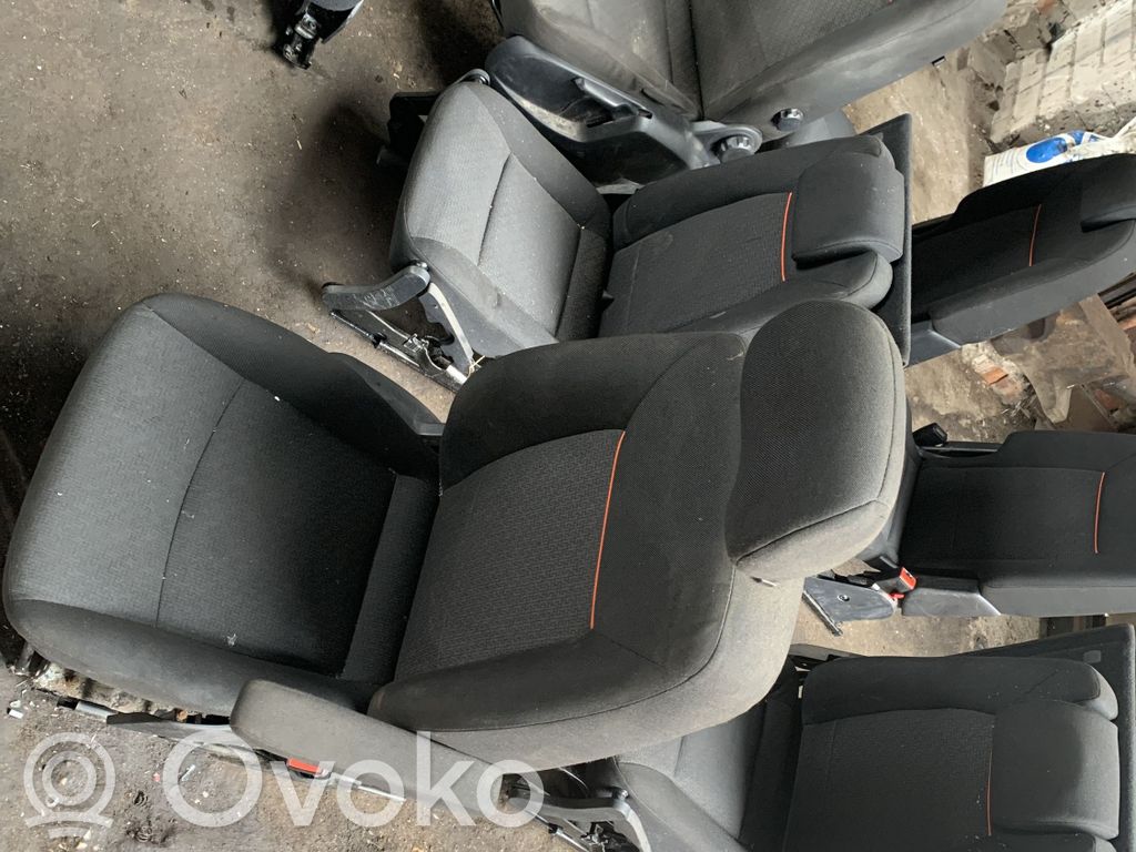Seat set