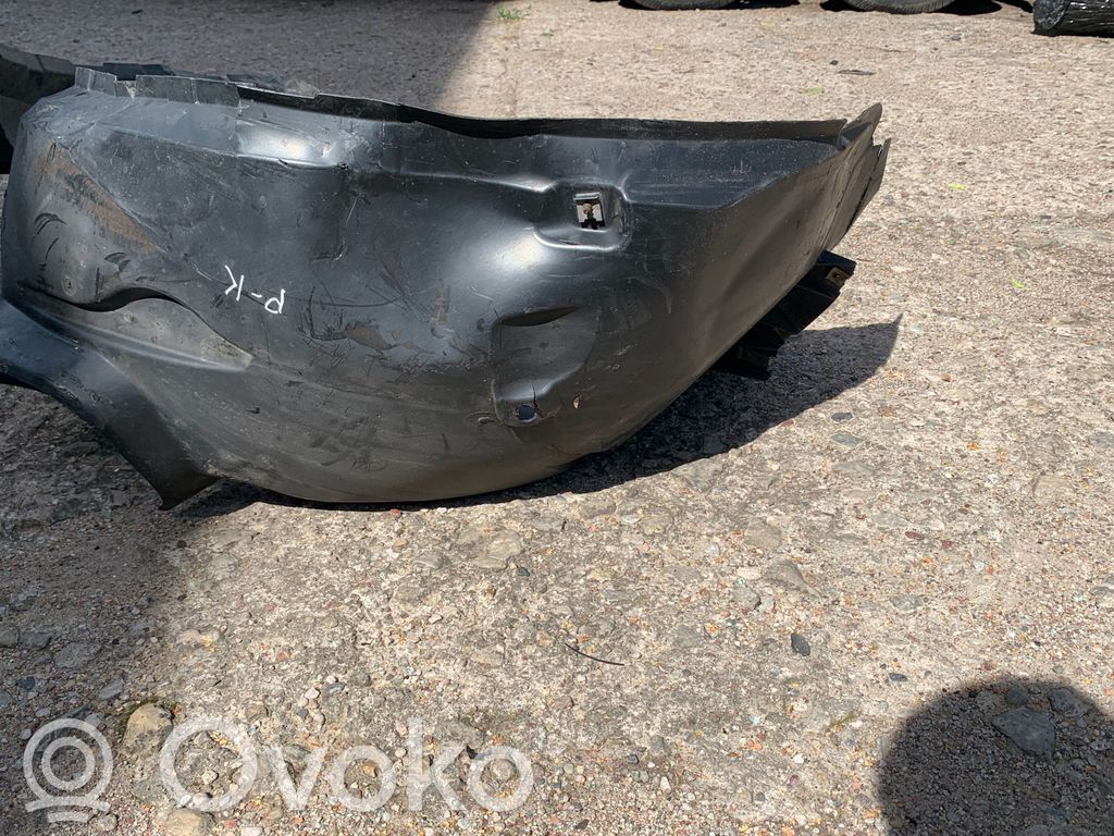 Front wheel arch liner splash guards