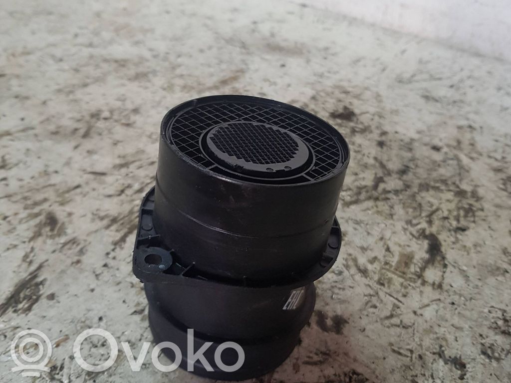 Audi A4 S4 B7 8E 8H Przepływomierz masowy powietrza MAF 