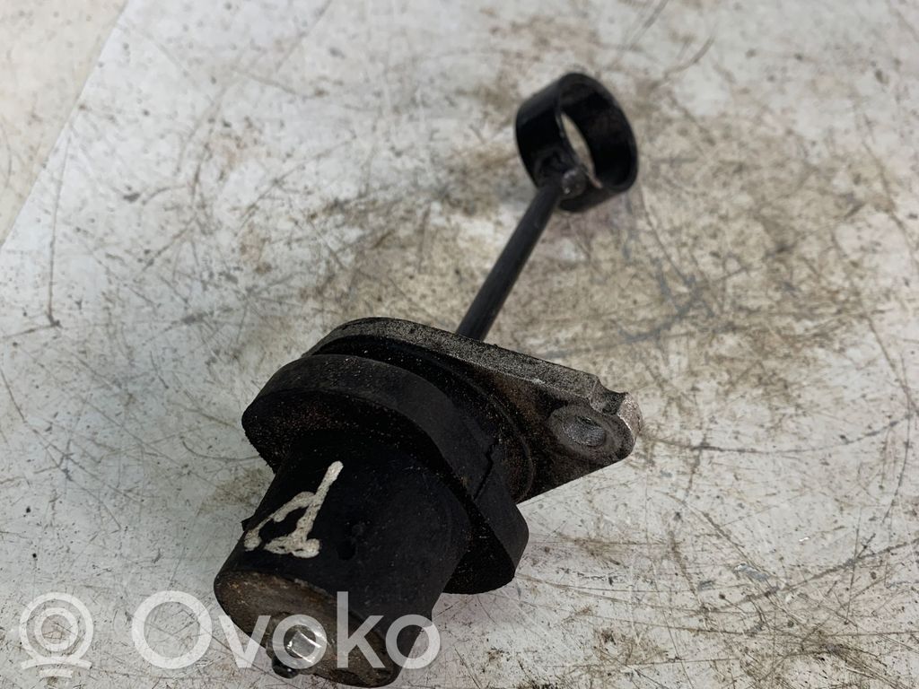 Audi A4 S4 B9 Engine mount bracket 