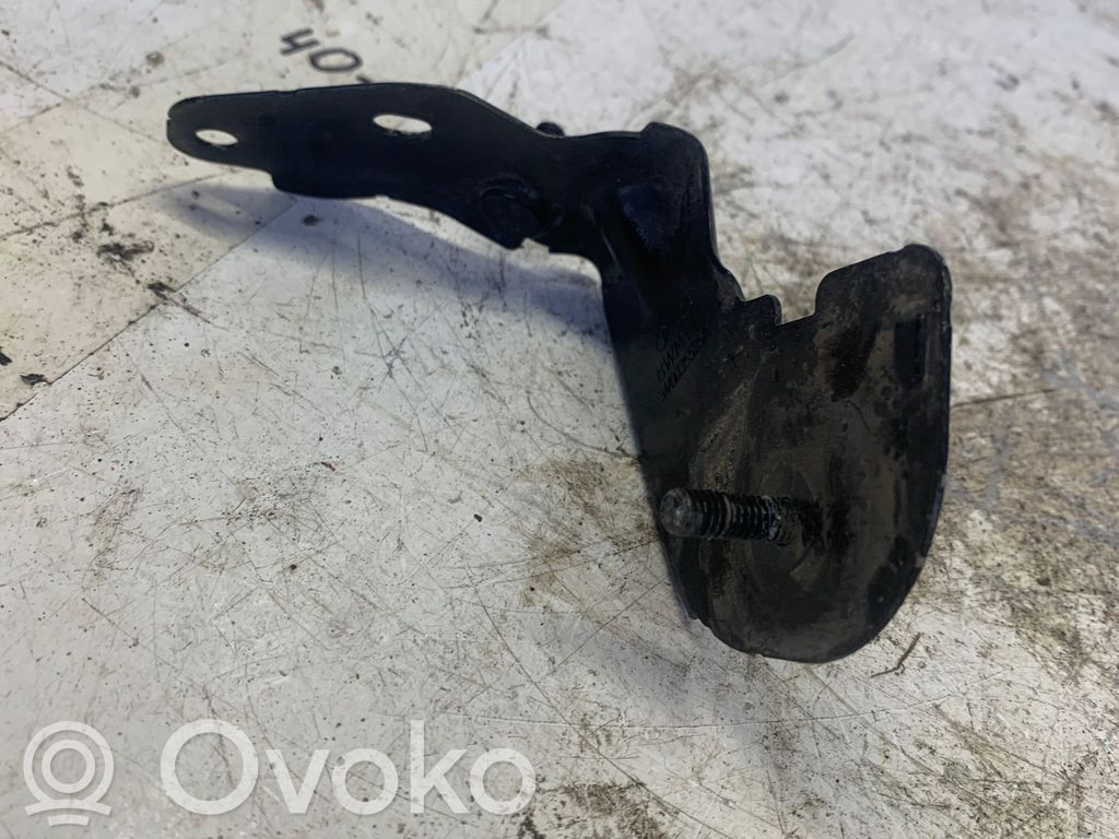 Audi A4 S4 B9 Takapuskurin kannake 