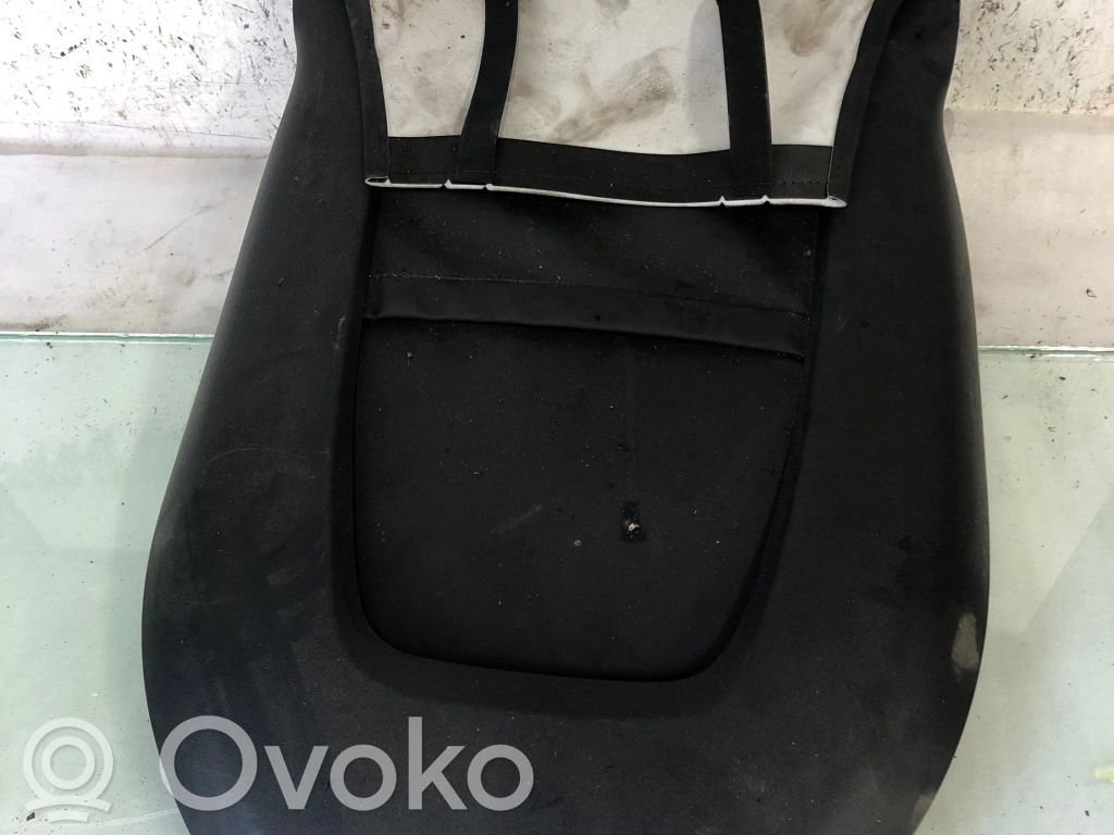 Tesla Model Y Istuimen verhoilu 