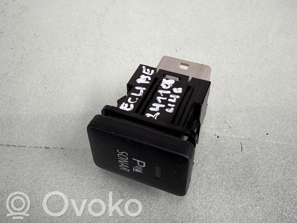 Parking (PDC) sensor switch   8602A167