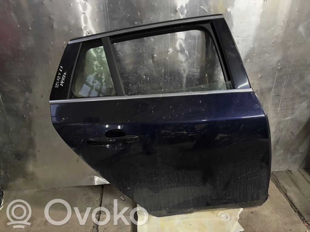 Rear door