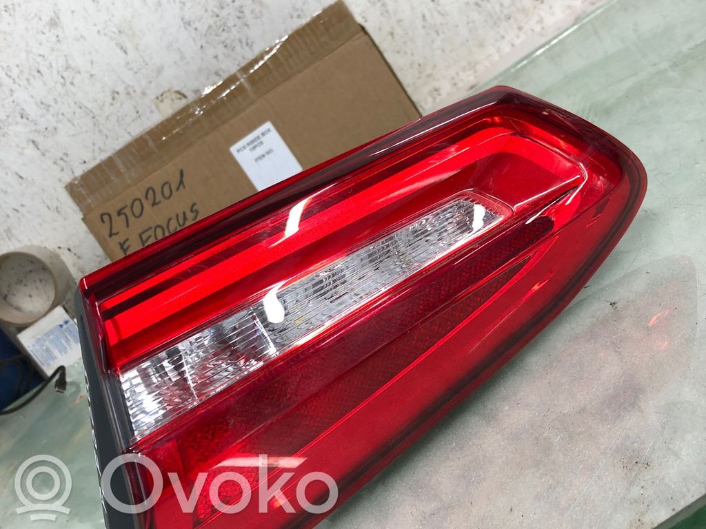 Ford Focus Takaluukun takavalot 