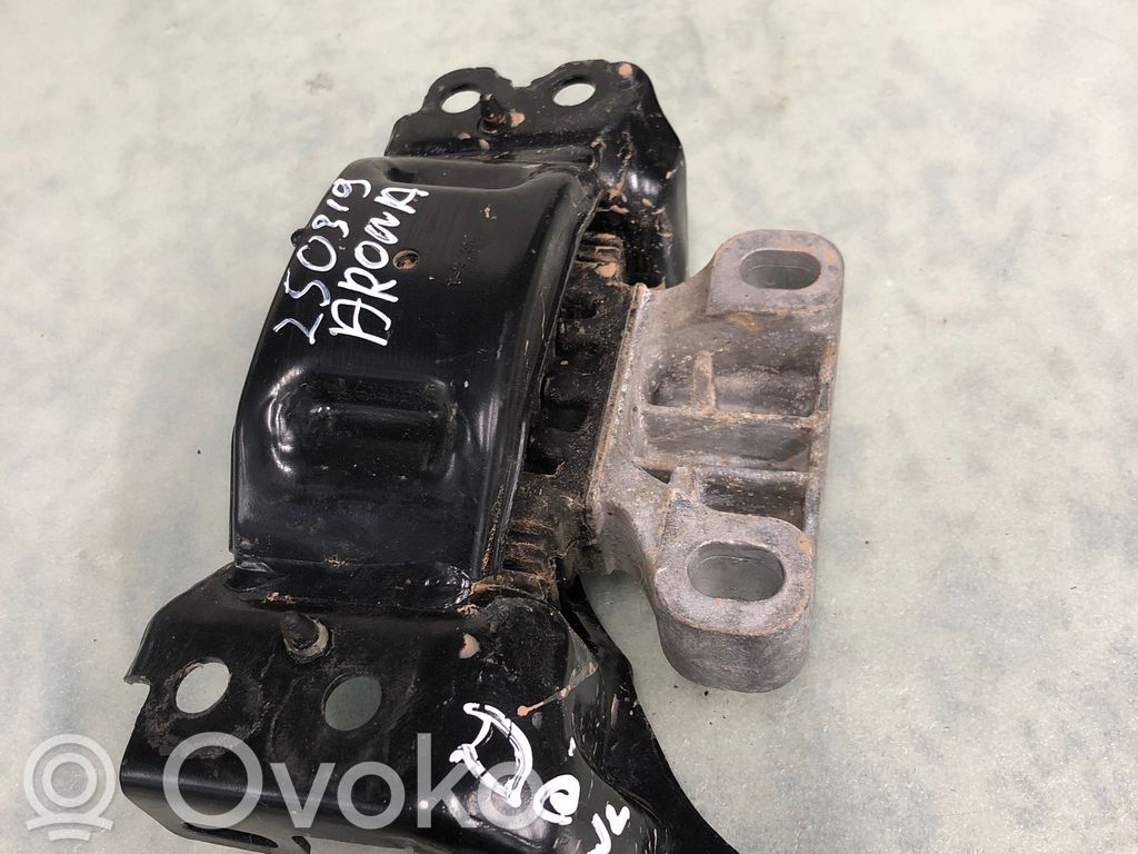 Seat Arona Gearbox mount 