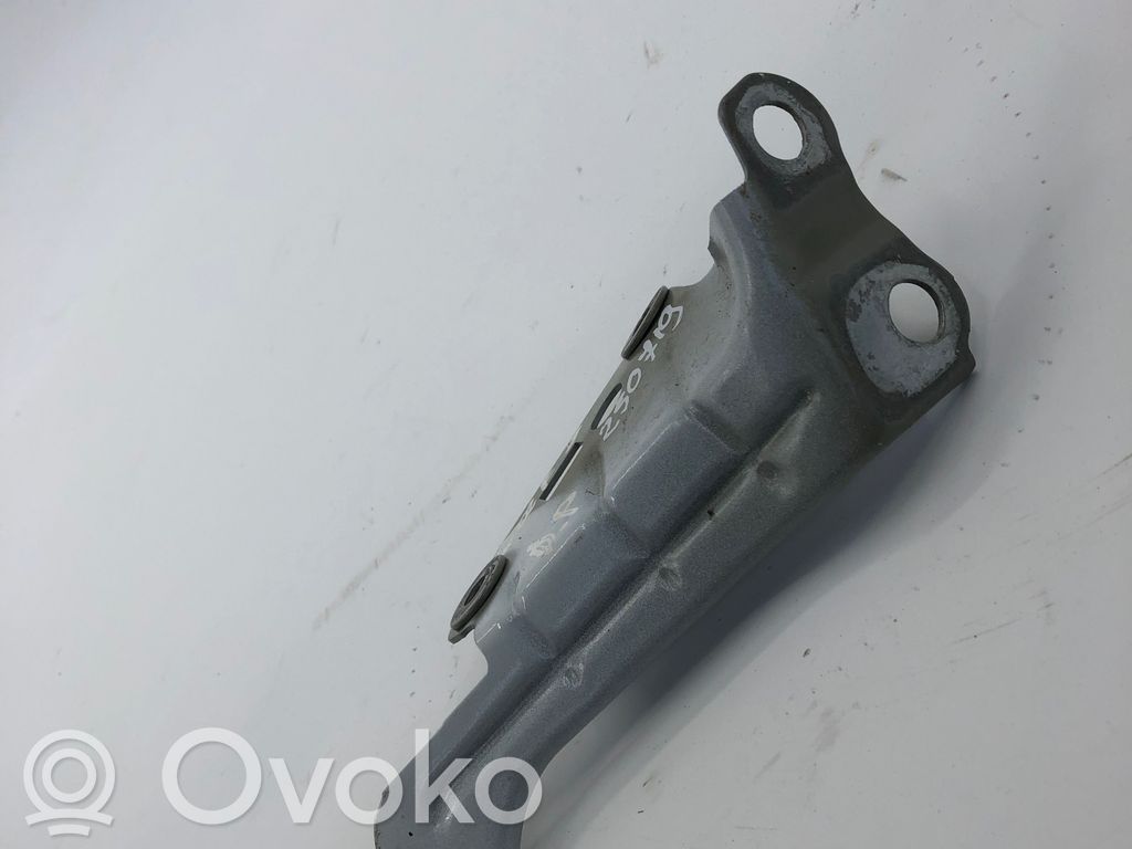 Volkswagen Golf VIII Bridă fixare aripă față 