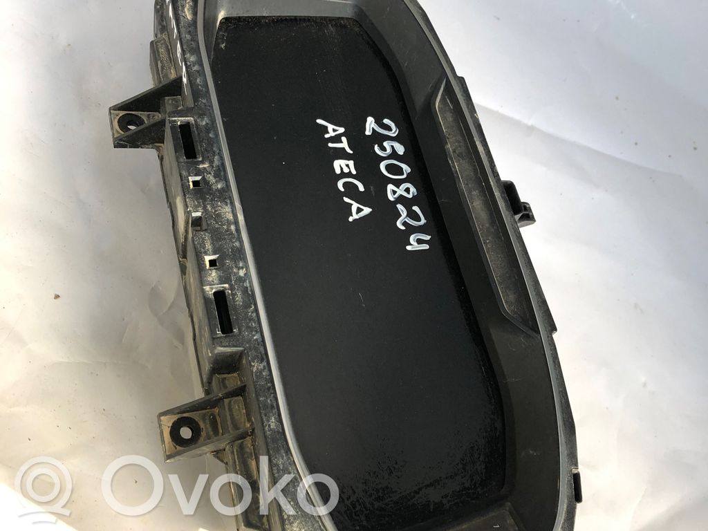 Seat Ateca Speedometer (instrument cluster) 