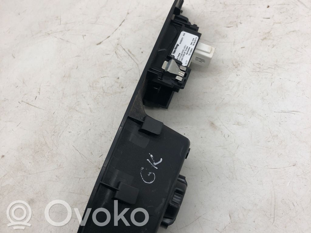 Opel Astra L Electric window control switch 