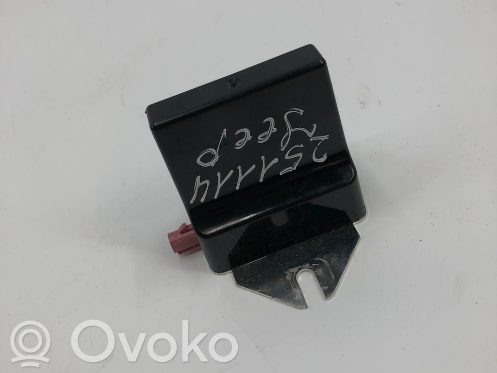 Jeep Compass Aerial antenna amplifier 