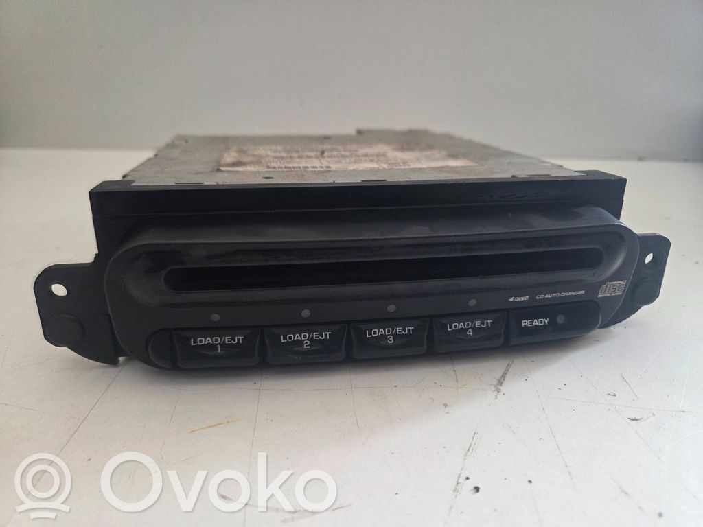 Chrysler Sebring (FJ - JX) Radio/CD/DVD/GPS-pääyksikkö 