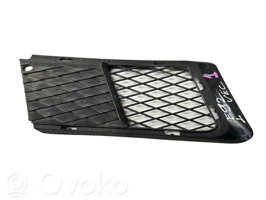 BMW 3 E92 E93 Front bumper lower grill 