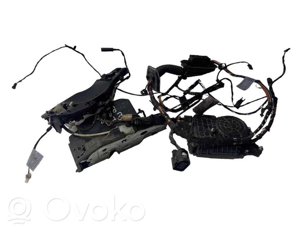 Front door lock   7167582,7184660,14010710,15701510,9239540