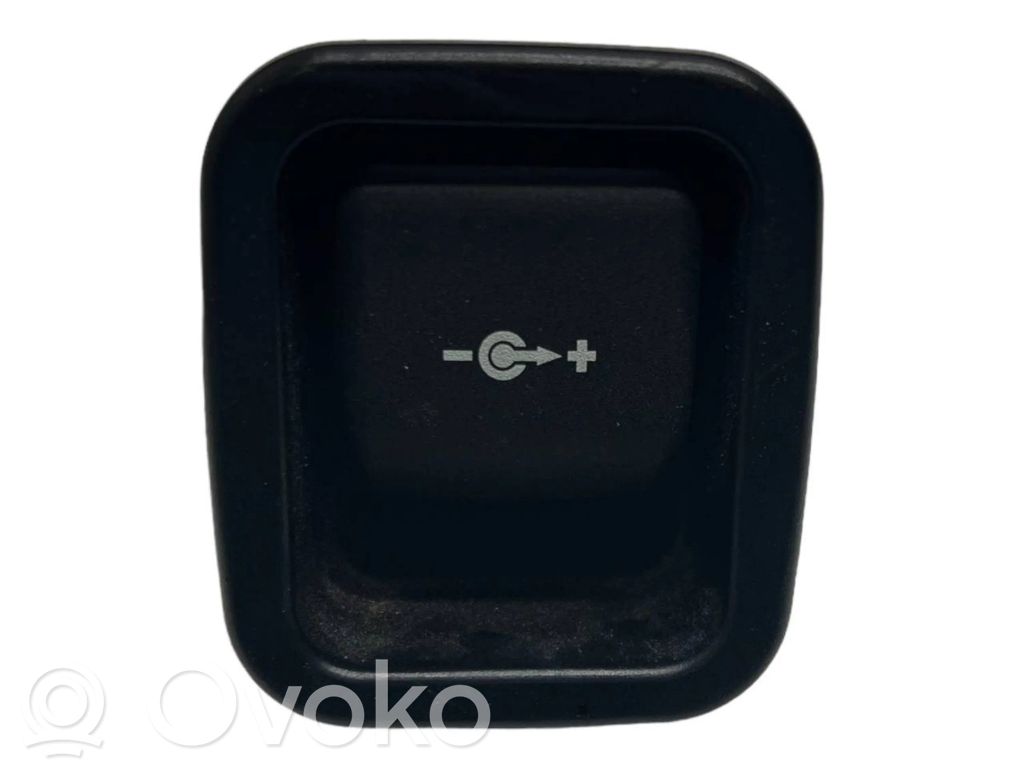 BMW X5 E70 Enchufe de 12V (trasero) 