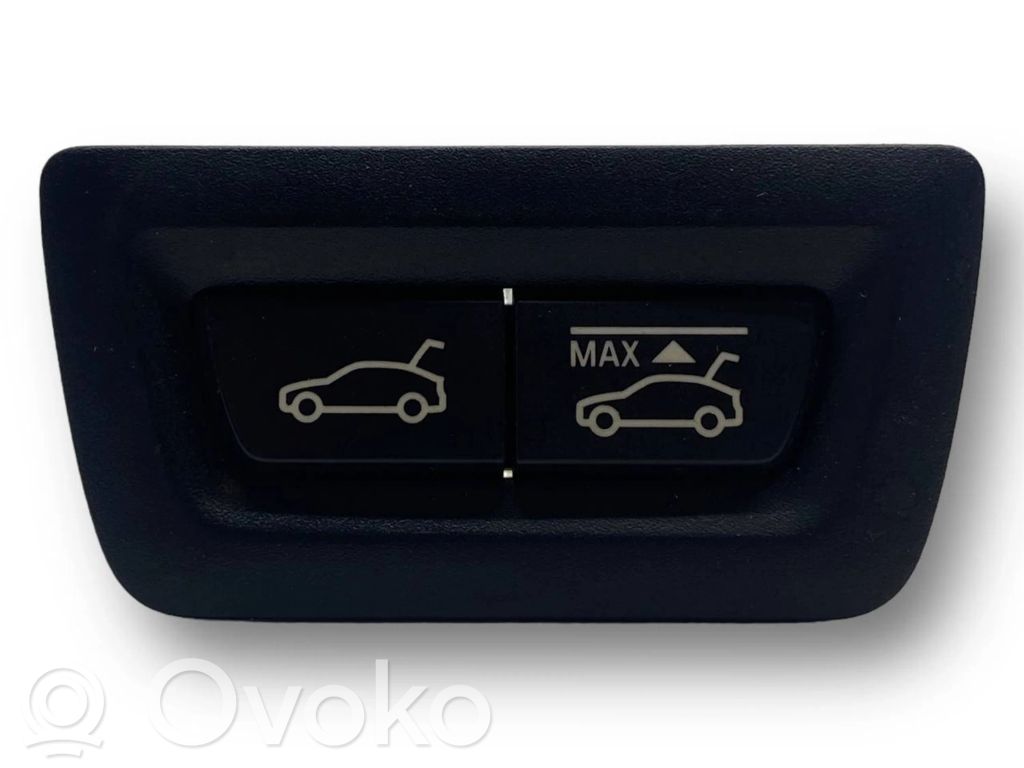 BMW 5 GT F07 Tailgate opening switch 