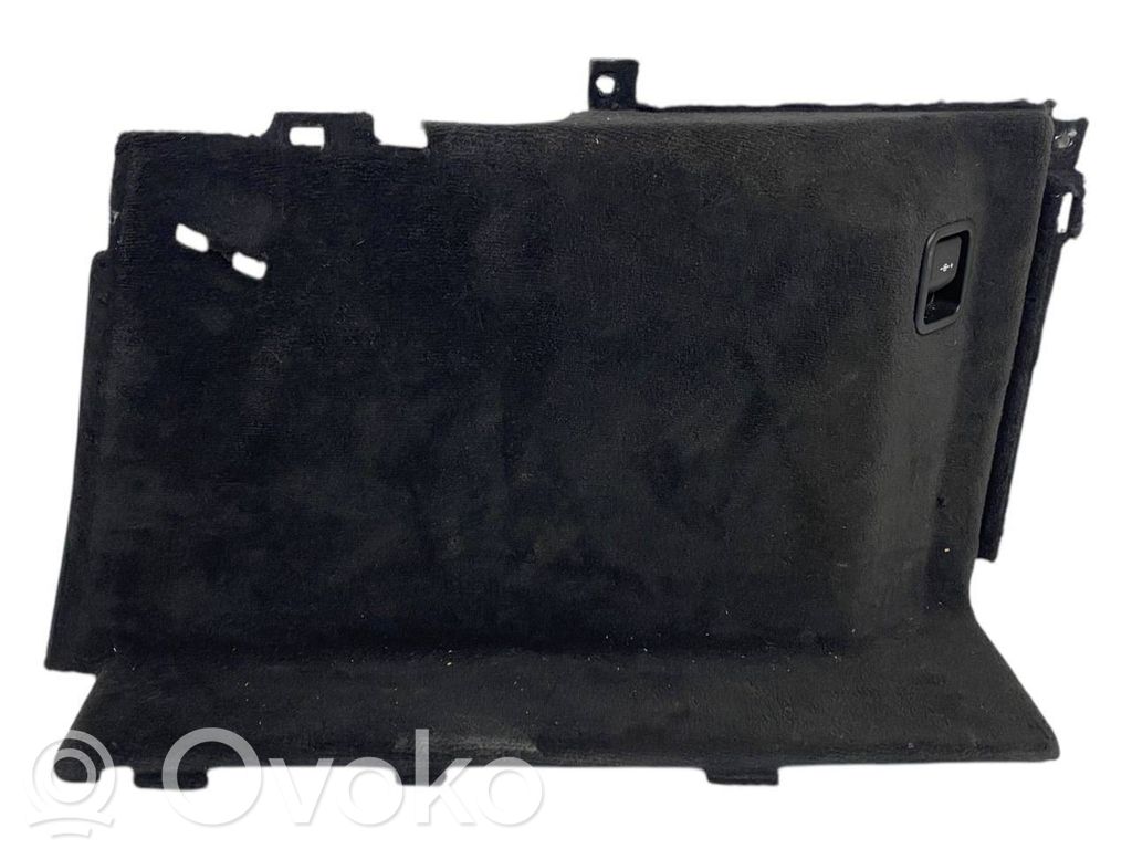 BMW 5 G30 G31 G38 Boczek / Tapicerka / bagażnika 