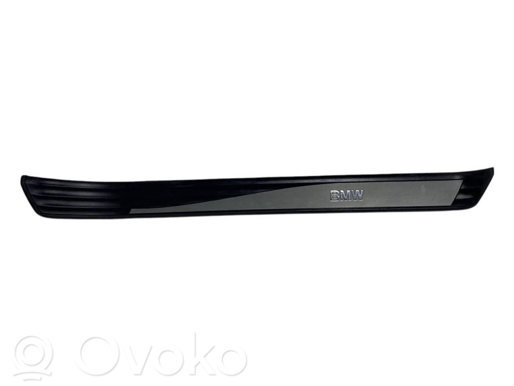 BMW 5 E60 E61 Listwa progowa przednia 