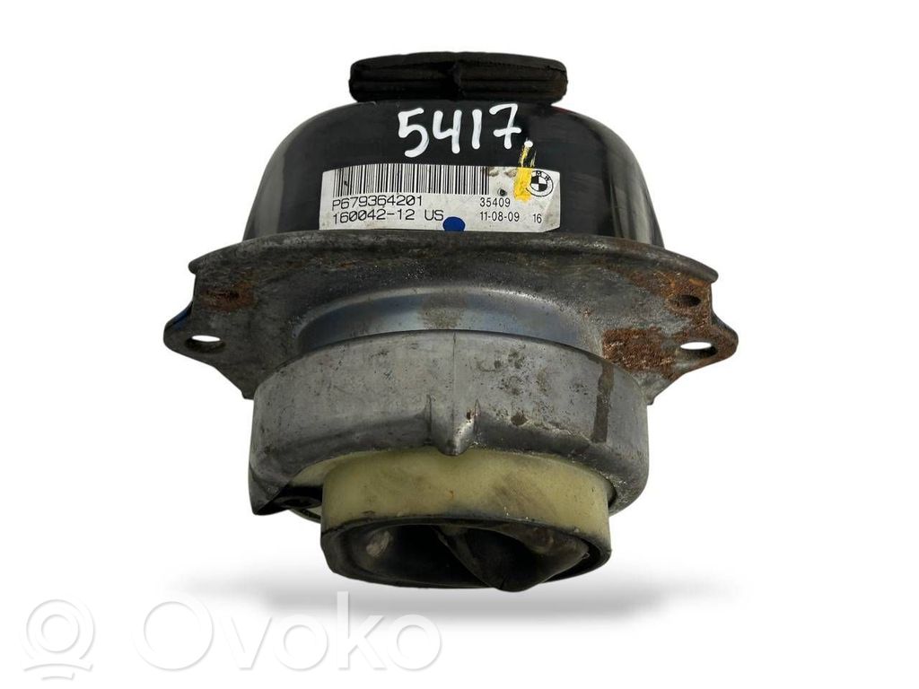Dzinēja spilvens   6793642