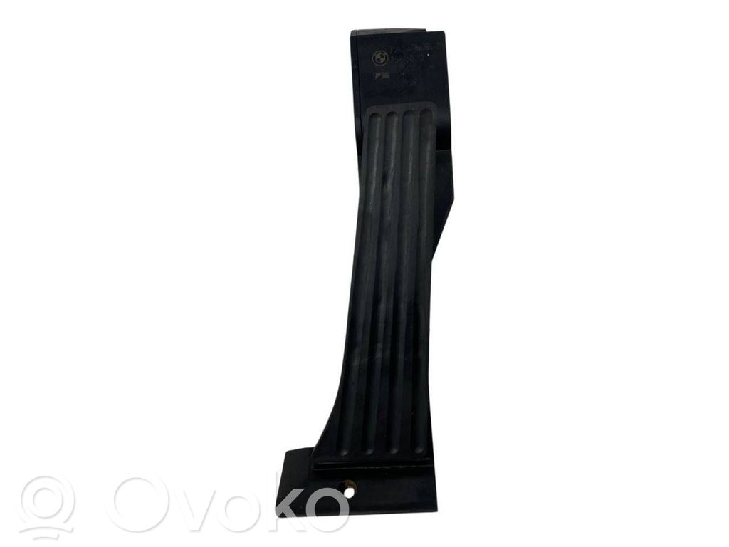 Pedal del acelerador   6786286,35426786286