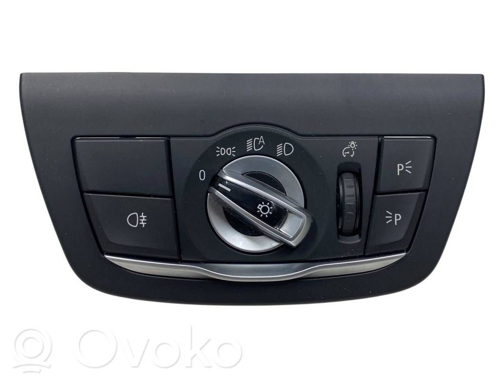 Light switch   5A67870