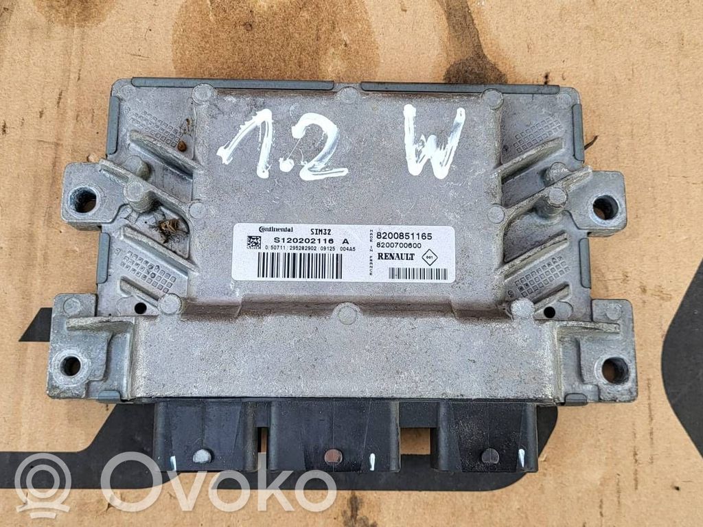 Renault Clio III Unidad de control/módulo del motor 