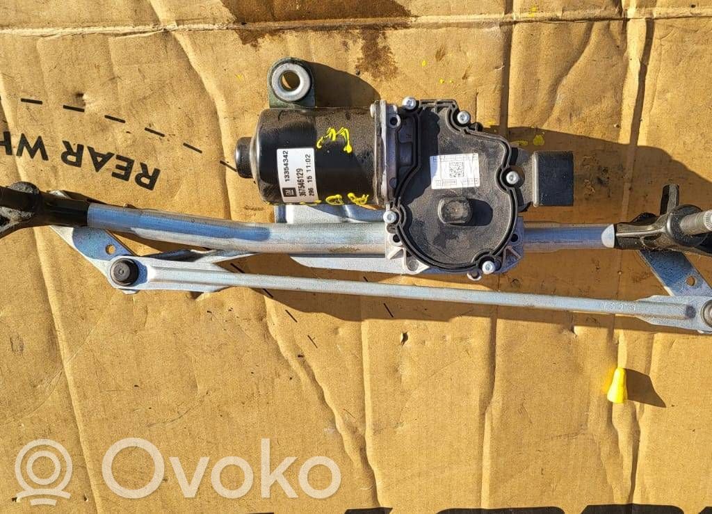 Mechanizm i silniczek wycieraczek szyby przedniej / czołowej   W000035841,113000358415