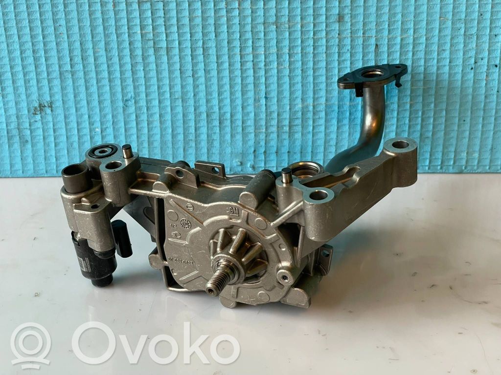 Opel Astra K Pompa olejowa 