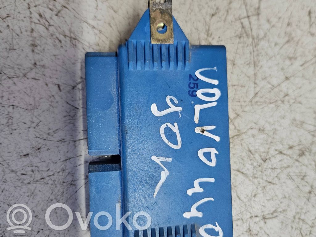 Volvo 440 Relais d’éclairage 