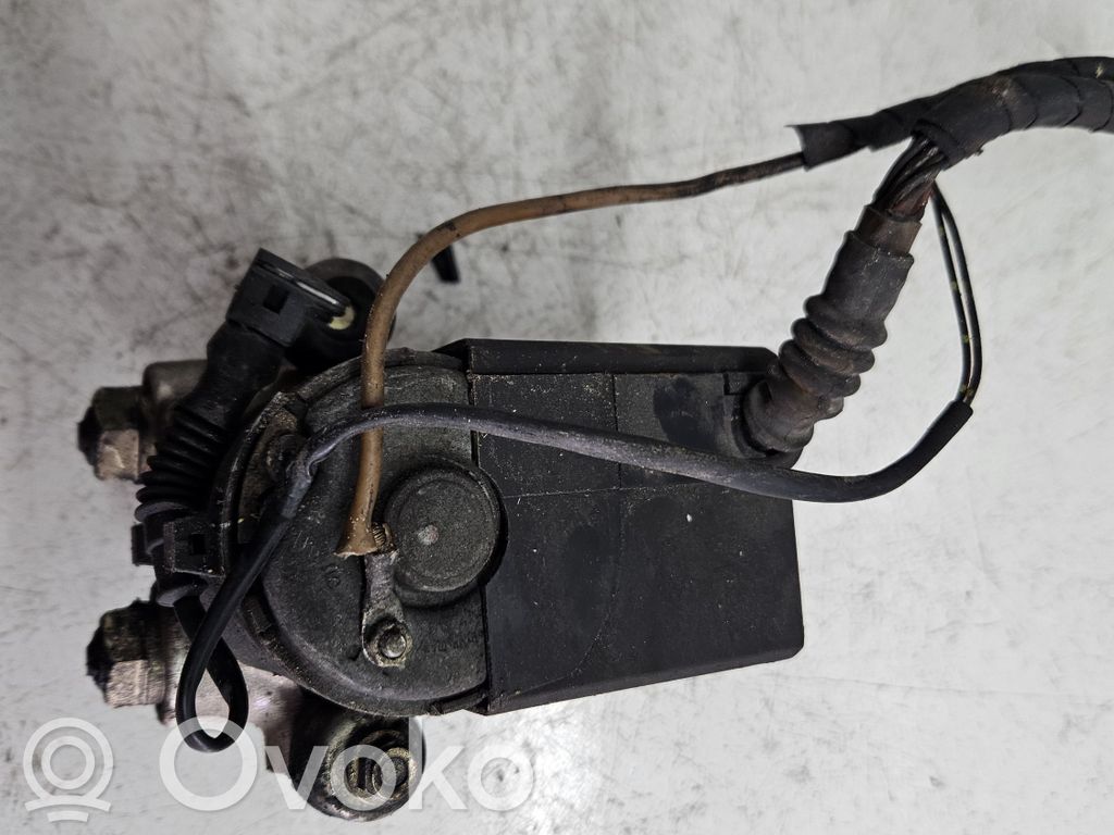 BMW 5 E34 ABS Pump 