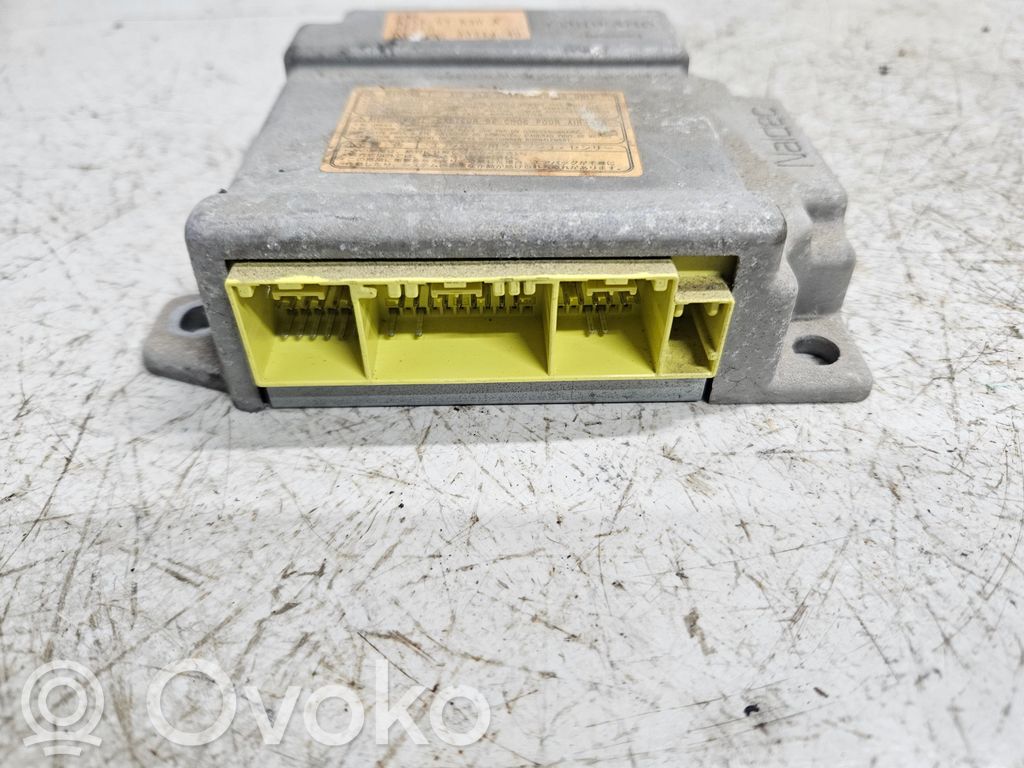Mazda 323 F Airbag control unit/module 