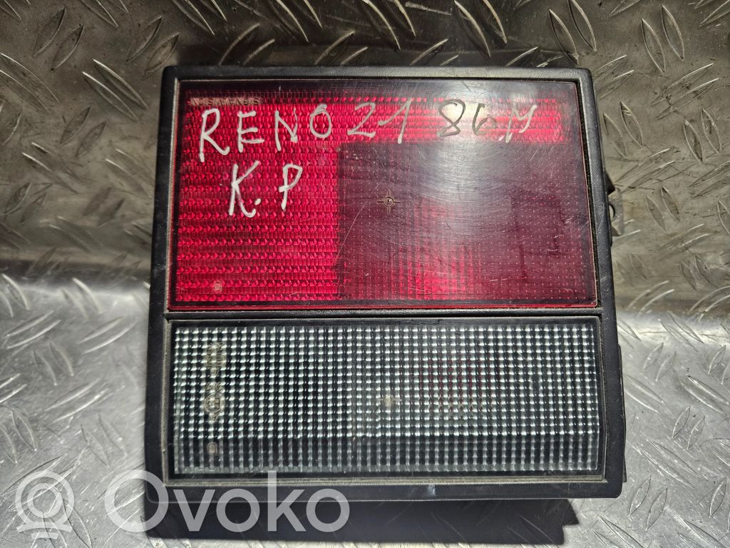 Renault 21 Aizmugurējais lukturis pārsegā 