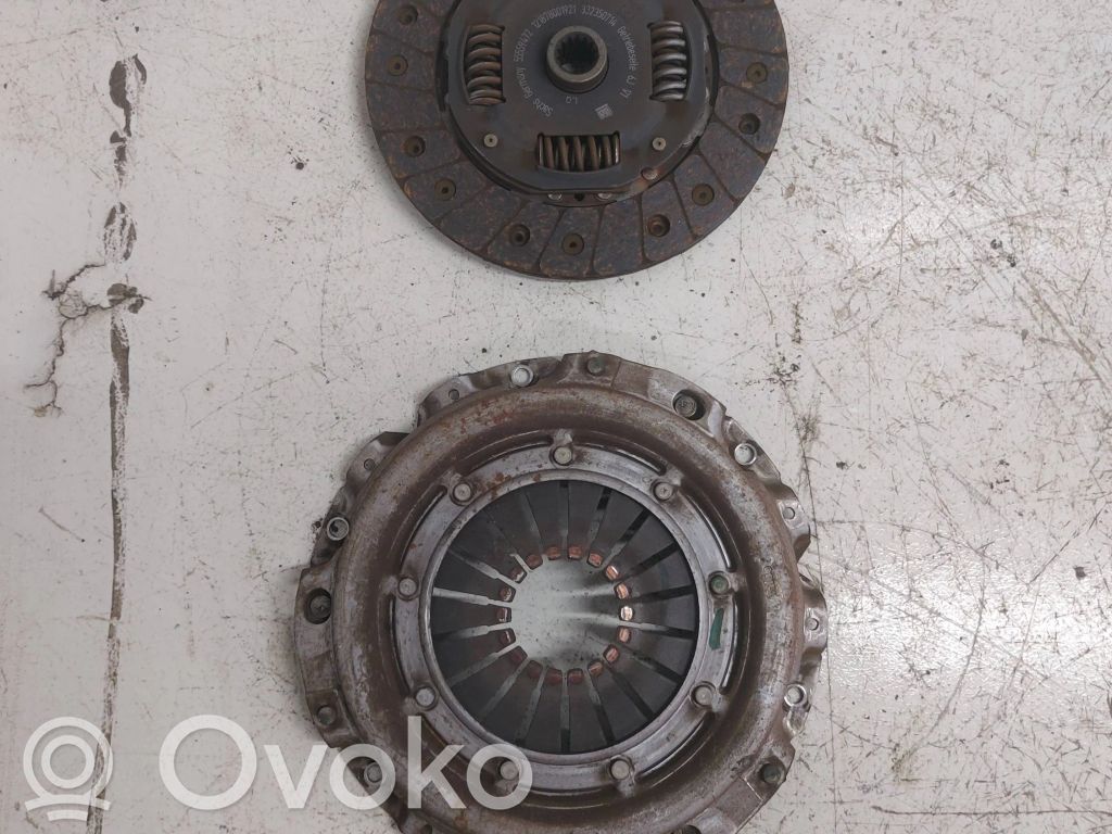 Opel Corsa D Sankabos komplektas 